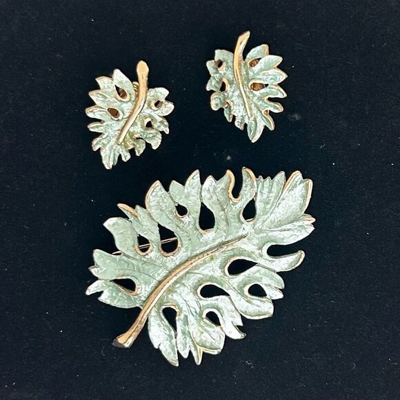 Vtg Signed Pat Pend Leaf Brooch & Clip-on Earrings Set Gold-tone Green Enamel - Picture 3 of 6